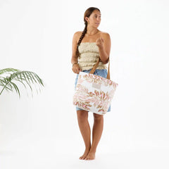 Day Tripper | Holomua Harding