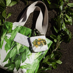 Tiny Tripper | Lei Lehua Mamo by Aloha De Mele